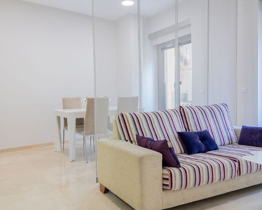 Foto 2 de Alquiler de piso en Sant Francesc de 2 habitaciones con garaje y muebles