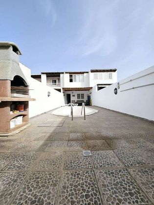 Foto 1 de Dúplex en venta en Tahiche de 3 habitaciones con terraza y piscina