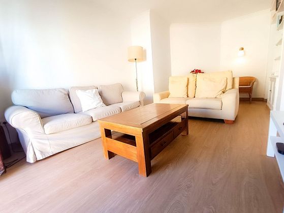 Foto 2 de Alquiler de piso en Centro - Jerez de la Frontera de 3 habitaciones con muebles y balcón