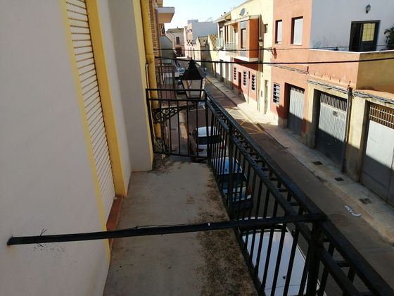 Foto 1 de Casa rural en venda a calle Doctor Villena de 5 habitacions amb terrassa i garatge