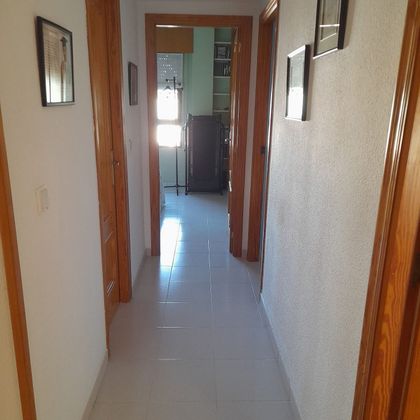 Foto 1 de Pis en venda a San Juan de Alicante/Sant Joan d´Alacant de 4 habitacions amb piscina i garatge