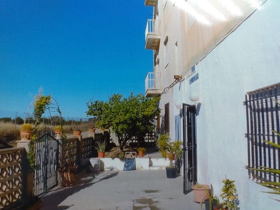 Foto 2 de Edifici en venda a Albalat dels Sorells amb piscina