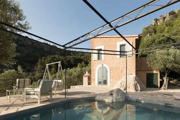 Foto 1 de Casa rural en venda a Fornalutx de 2 habitacions amb terrassa i piscina