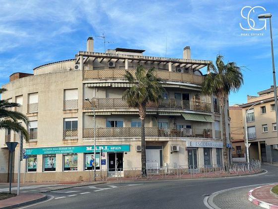 Foto 2 de Piso en venta en Centro - Roda de Barà de 3 habitaciones con terraza y balcón