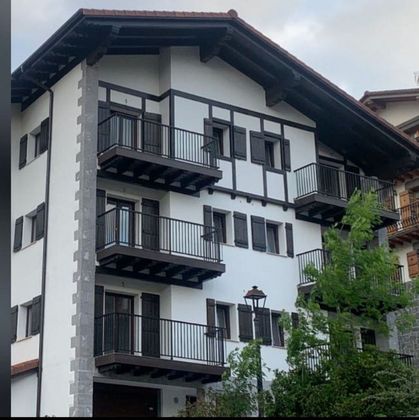 Foto 1 de Venta de piso en calle Osina de 2 habitaciones con balcón y calefacción