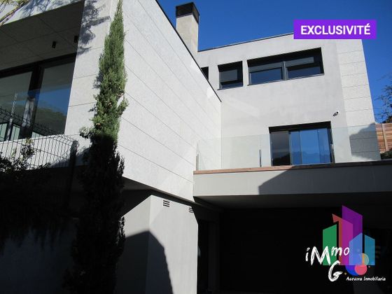 Foto 2 de Xalet en venda a Els Pins - Politur de 6 habitacions amb terrassa i piscina