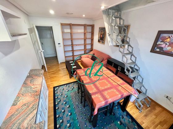 Foto 2 de Pis en lloguer a Centro - Ourense de 1 habitació amb garatge i mobles