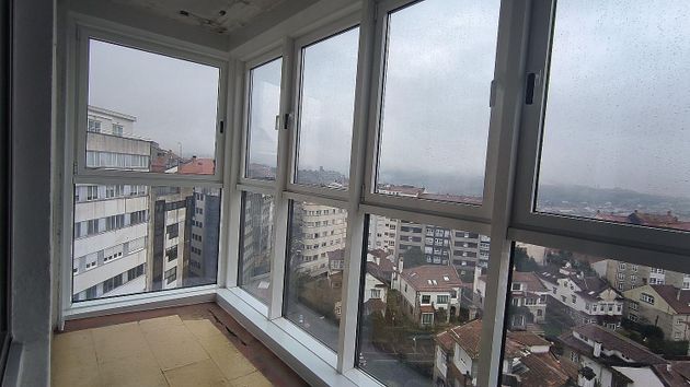 Foto 1 de Piso en venta en Ensanche - Sar de 4 habitaciones con terraza y calefacción