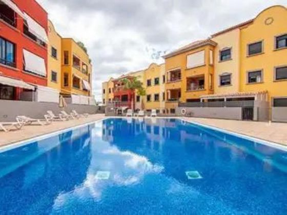 Foto 1 de Àtic en venda a calle El Ancla de 3 habitacions amb terrassa i piscina
