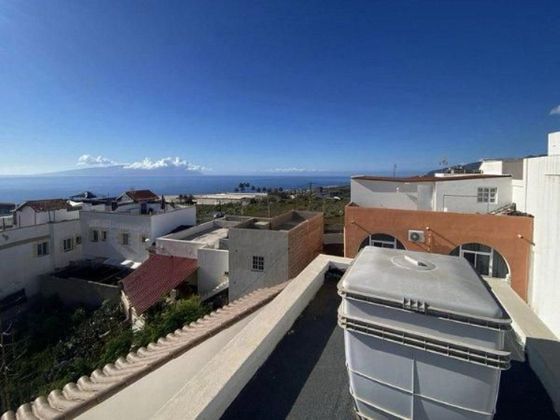 Foto 1 de Pis en venda a calle Marruecos de 3 habitacions amb terrassa i garatge