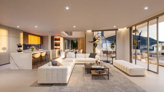 Foto 1 de Casa en venda a calle Murcia de 4 habitacions amb terrassa i piscina
