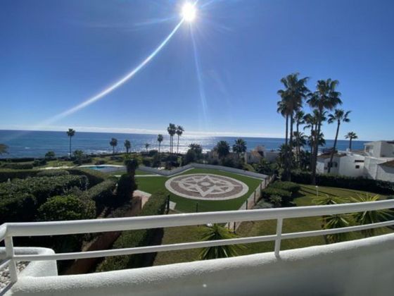 Foto 2 de Pis en lloguer a Riviera del Sol de 1 habitació amb terrassa i piscina