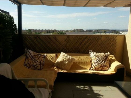 Foto 2 de Piso en venta en Aldaia de 2 habitaciones con terraza y garaje