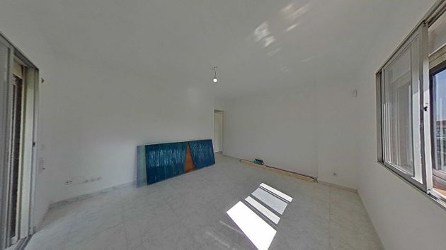 Foto 1 de Pis en venda a calle Calderon de la Barca de 3 habitacions i 65 m²