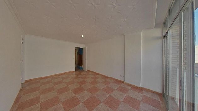 Foto 2 de Piso en venta en calle Salamanca de 3 habitaciones y 75 m²