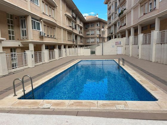 Foto 1 de Pis en venda a Centro Ciudad de 2 habitacions amb piscina i garatge
