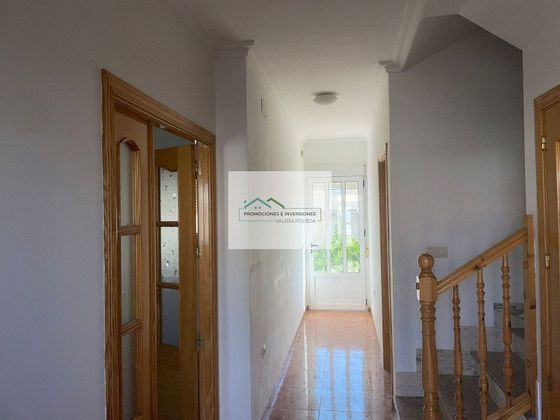Foto 1 de Casa en venda a Campillo de Altobuey de 4 habitacions amb jardí i calefacció