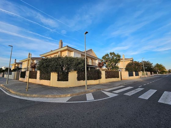 Foto 1 de Casa adossada en venda a Vilafortuny - Cap de Sant Pere de 5 habitacions amb terrassa i garatge