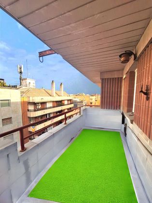 Foto 1 de Àtic en venda a rambla de 4 habitacions amb balcó i aire acondicionat