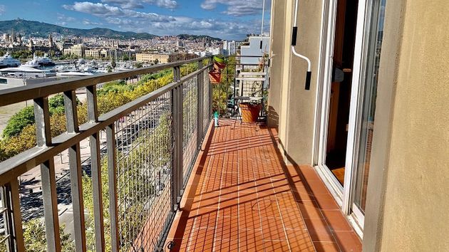 Foto 2 de Alquiler de ático en La Barceloneta de 2 habitaciones con terraza y ascensor