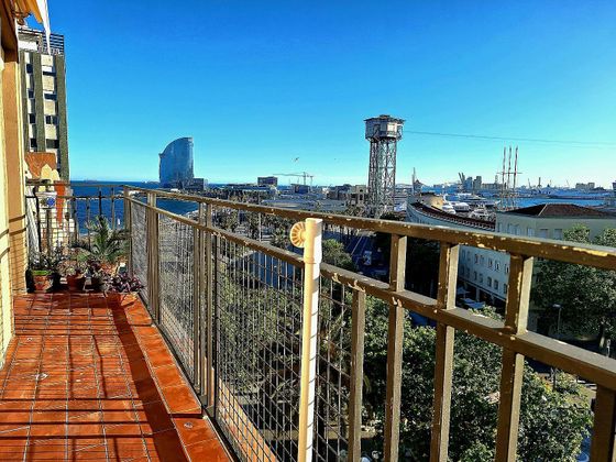 Foto 1 de Àtic en lloguer a La Barceloneta de 2 habitacions amb terrassa i ascensor