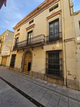 Foto 2 de Venta de casa adosada en calle De Mallorca de 5 habitaciones con terraza y jardín