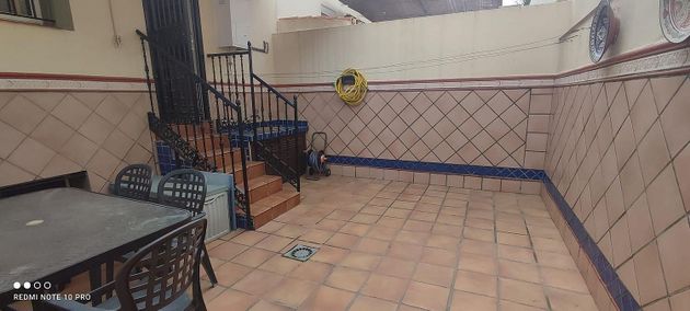 Foto 1 de Casa en venda a Barrios (Los) de 4 habitacions amb terrassa i balcó