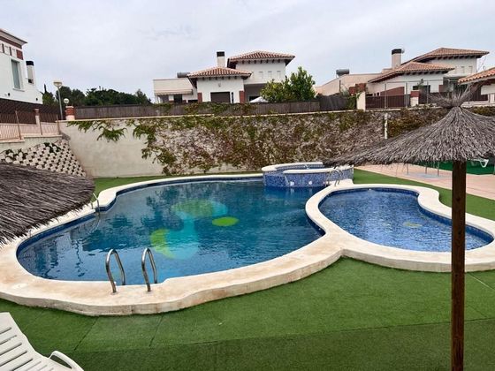 Foto 1 de Casa en venda a Monóvar/Monòver de 2 habitacions amb terrassa i piscina