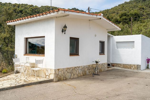 Foto 2 de Casa rural en alquiler en Sant Iscle de Vallalta de 9 habitaciones con terraza y piscina