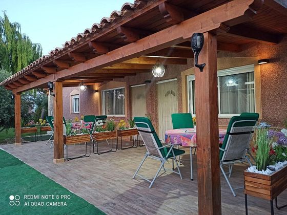 Foto 1 de Alquiler de casa adosada en Valverde de 3 habitaciones con terraza y piscina