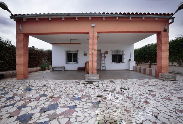 Foto 1 de Casa rural en venda a Monforte del Cid de 4 habitacions amb terrassa i piscina