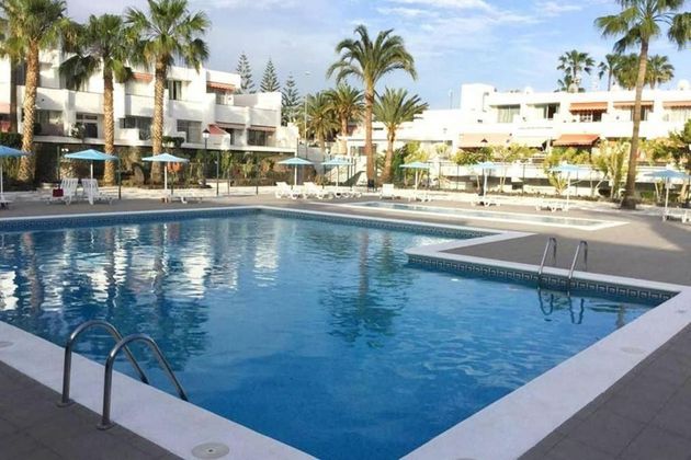 Foto 1 de Venta de estudio en Costa Blanca - Las Galletas con terraza y piscina