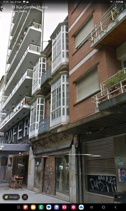 Foto 2 de Casa adossada en venda a calle Canton de Molins de 8 habitacions amb terrassa i balcó
