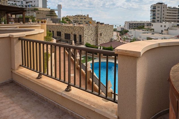 Foto 1 de Venta de dúplex en paseo Algeciras de 3 habitaciones con terraza y piscina