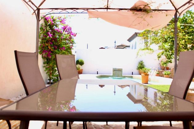 Foto 1 de Xalet en venda a Cúllar Vega de 5 habitacions amb terrassa i piscina