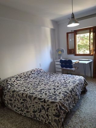 Foto 2 de Pis en lloguer a Centro - Antequera de 3 habitacions amb mobles i balcó