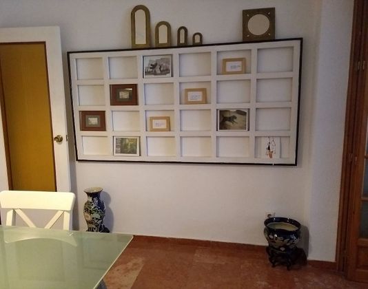 Foto 2 de Pis en lloguer a Centro - Antequera de 3 habitacions amb mobles i balcó