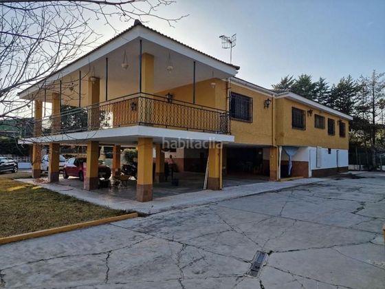 Foto 2 de Xalet en venda a Guardia de Jaén (La) de 6 habitacions amb terrassa i piscina