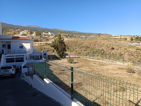 Foto 2 de Casa rural en venda a calle La Mora de 3 habitacions amb terrassa i jardí