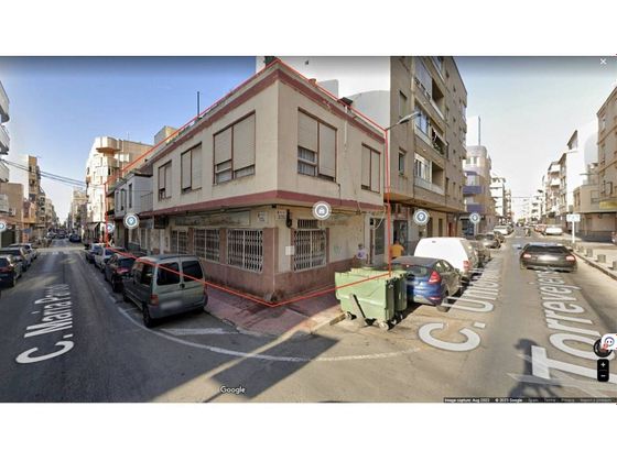 Foto 1 de Terreny en venda a calle Unión Musical Torrevejense de 194 m²