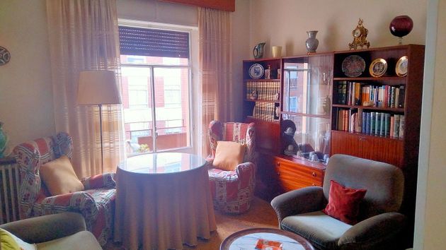 Foto 1 de Pis en venda a avenida De Víctor Gallego de 5 habitacions amb terrassa i aire acondicionat