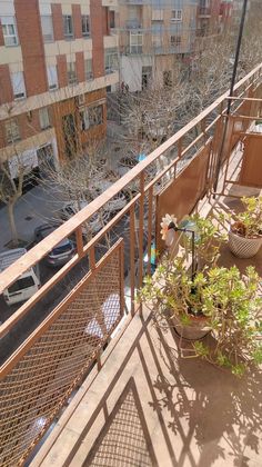 Foto 2 de Pis en venda a avenida De Víctor Gallego de 5 habitacions amb terrassa i aire acondicionat