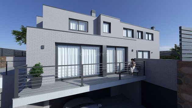 Foto 2 de Casa en venta en Parets del Vallès de 3 habitaciones con terraza y garaje
