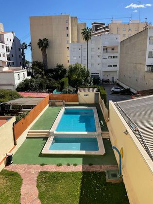 Foto 2 de Venta de piso en Zona Playa de 3 habitaciones con terraza y piscina