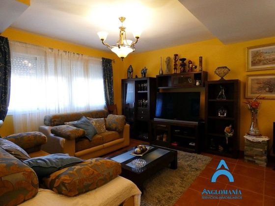 Foto 1 de Dúplex en venda a Serranillos del Valle de 3 habitacions amb garatge i aire acondicionat