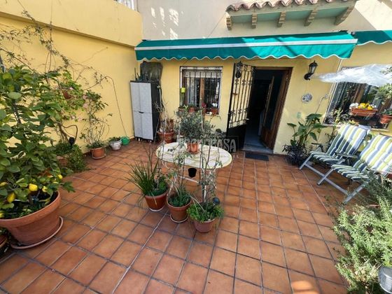 Foto 1 de Venta de casa en calle Tirso de Molina de 4 habitaciones con terraza y garaje
