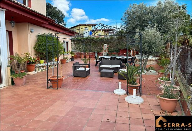 Foto 1 de Casa en venda a Pinemar-Can Cornet de 10 habitacions amb piscina i jardí