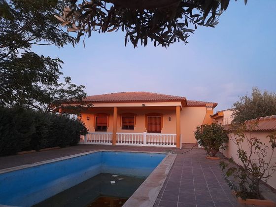 Foto 1 de Venta de casa en Priego de Córdoba de 4 habitaciones con terraza y piscina