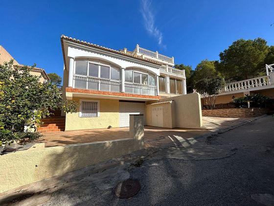 Foto 2 de Casa adossada en venda a L'Albir-Zona Playa de 4 habitacions amb terrassa i garatge
