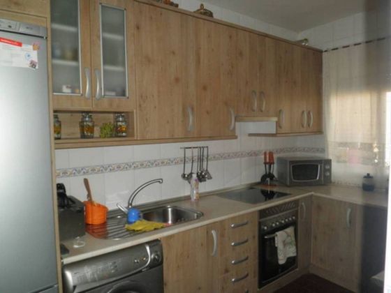 Foto 2 de Piso en venta en Numancia de la Sagra de 3 habitaciones con terraza y garaje